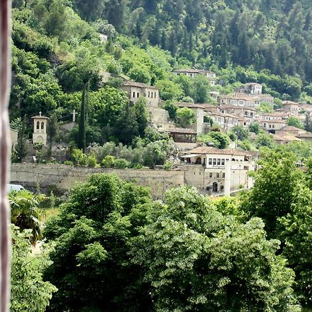 Magda Studio In Berat Center Exterior photo